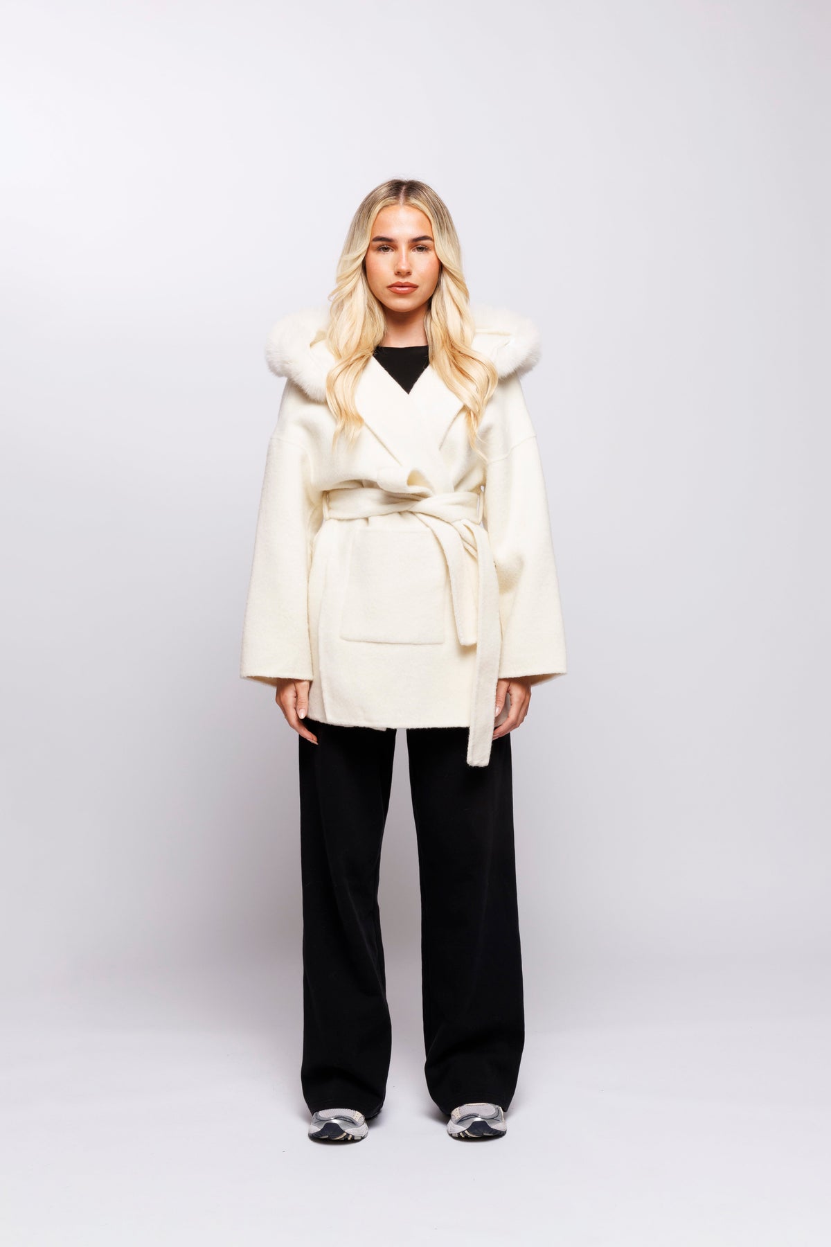 Casaco com Capuz Aveludado - Off-white